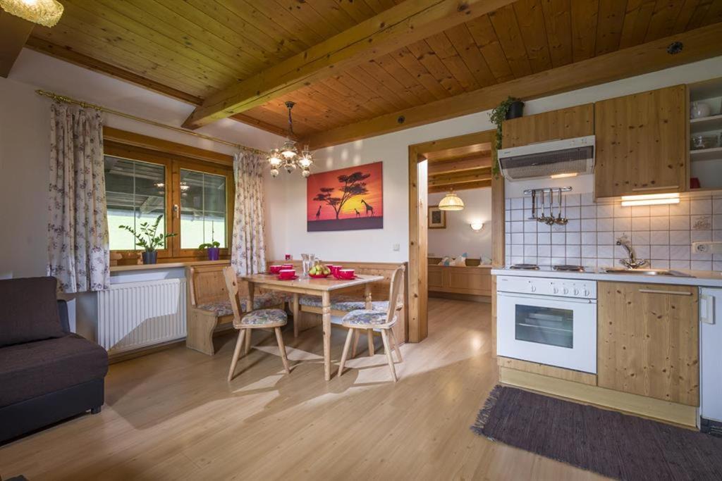 Farm stay Zasserlhof Familie Bamberger Kossen